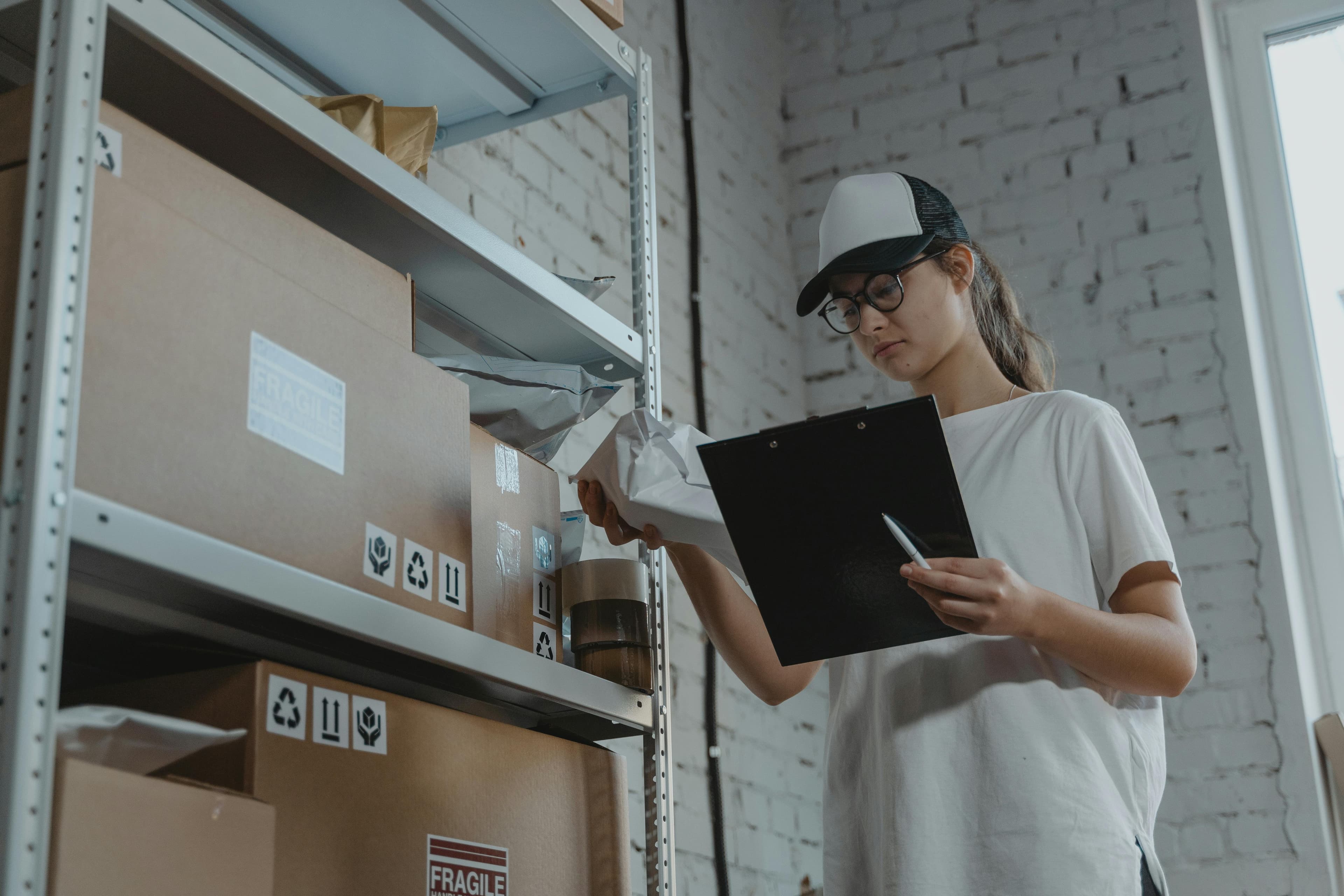 Seamless point-to-point transportation with flexible, instant multi-service mobility options.